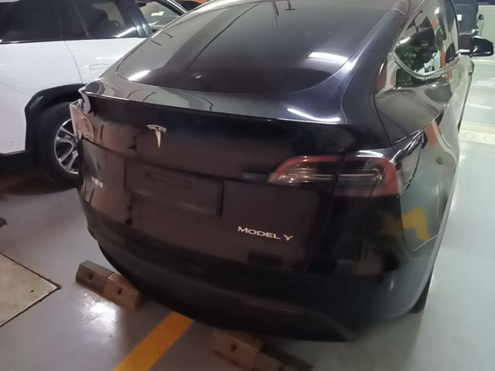 Model Y 2022 Facelift RWD photo 5