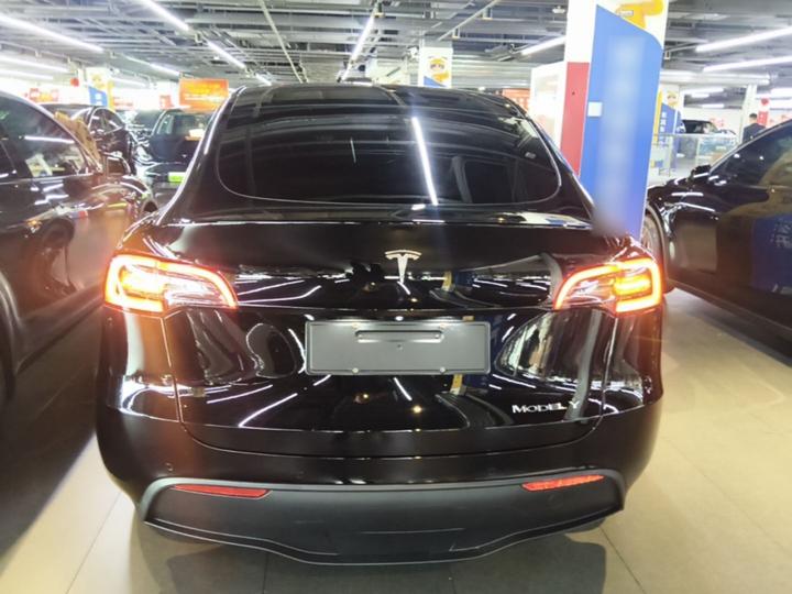 Model Y 2022 Facelift RWD photo 5