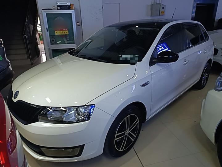 Rapid Spaceback 2016 Facelift 1.6L AT