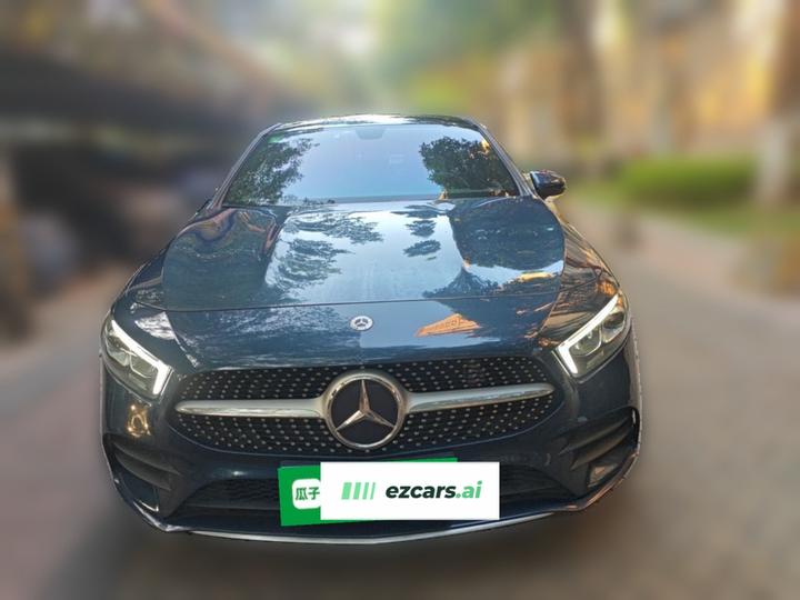 A-Class 2019 Facelift A 200 L Sport photo 2