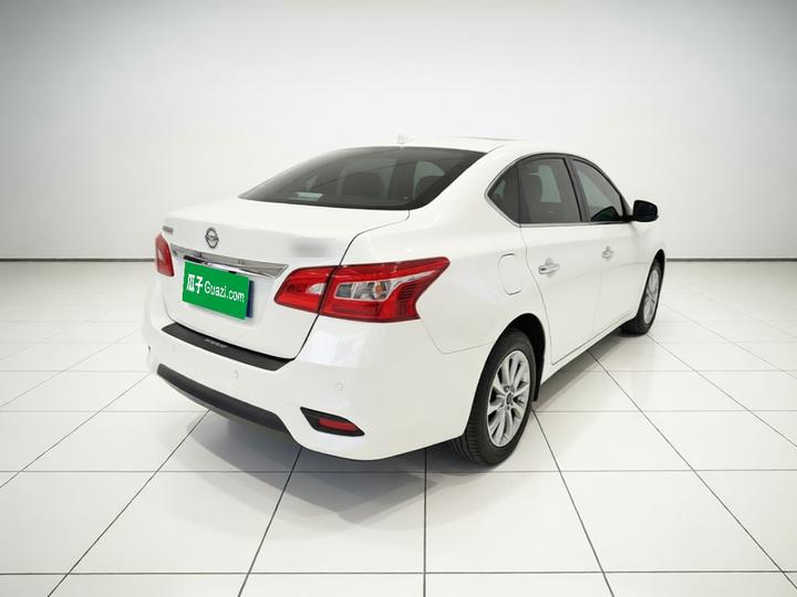 Sylphy 2024 Classic 1.6XE CVT Comfort photo 6