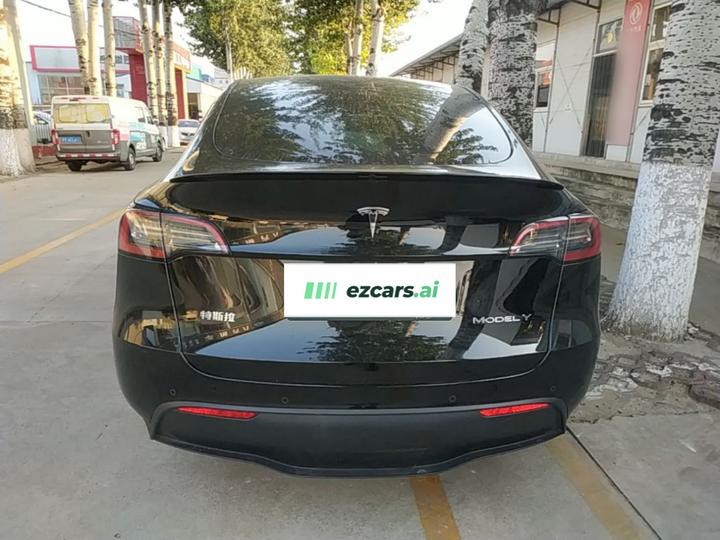 Model Y 2022 Facelift RWD photo 5
