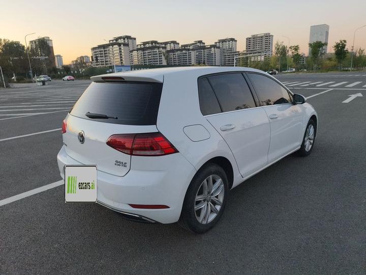 Golf 2018 230TSI AT Comfort photo 4