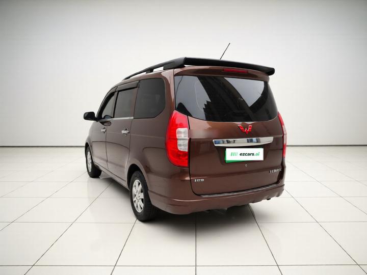Wuling Hongguang 2016 1.5L S Comfort photo 4