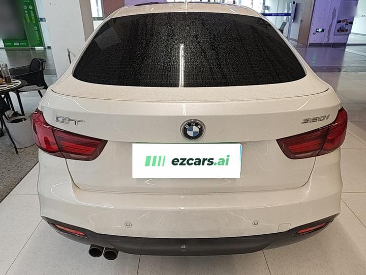 3 SeriesGT 2019 320i M Sport Package photo 5