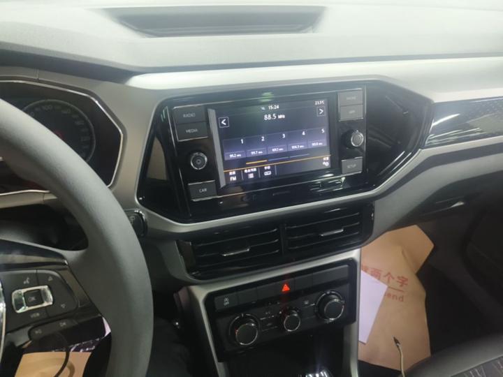 T-Cross 2020 1.5L AT Comfort photo 8