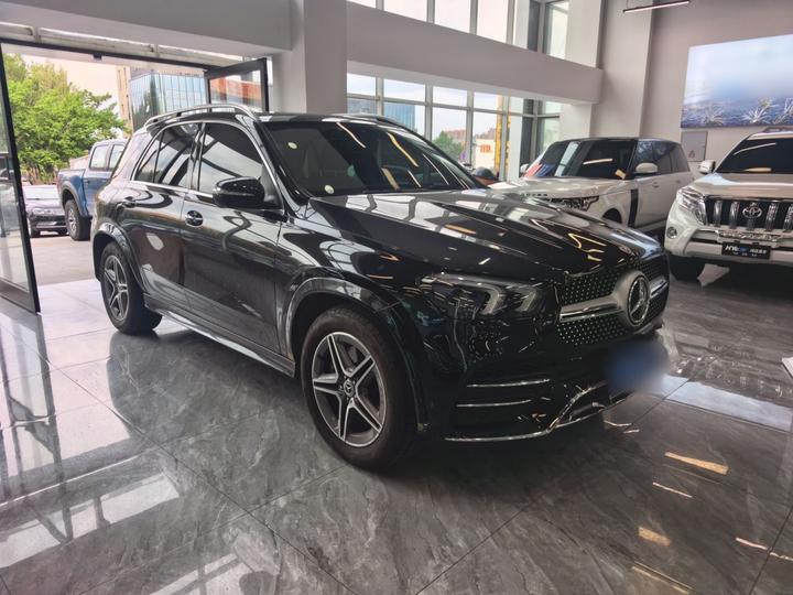GLE Imported 2023 GLE 450 4MATIC Dynamic photo 3