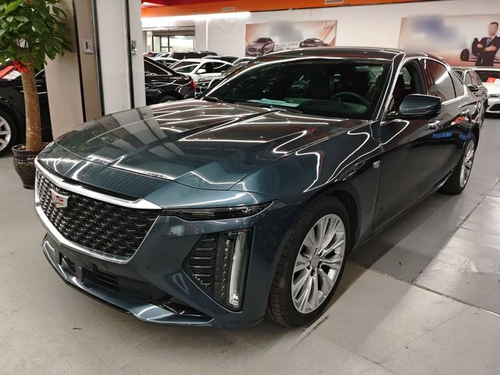 CT6 2023 28T Platinum