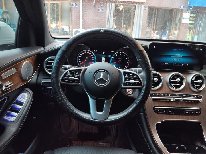 GLC 2021 GLC 300 L 4MATIC Dynamic photo 3