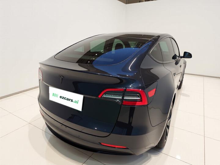 Model Y 2022 RWD photo 5