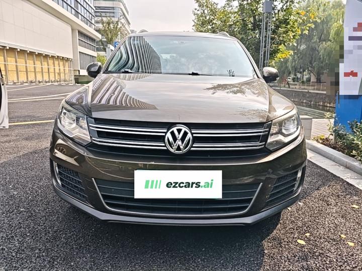 Tiguan 2013 1.8TSI AT RWD Luxury photo 2