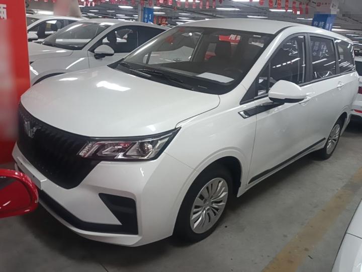 Wuling 2022 1.5L MT Elite