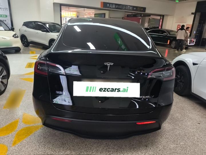 Model Y 2023 RWD photo 5
