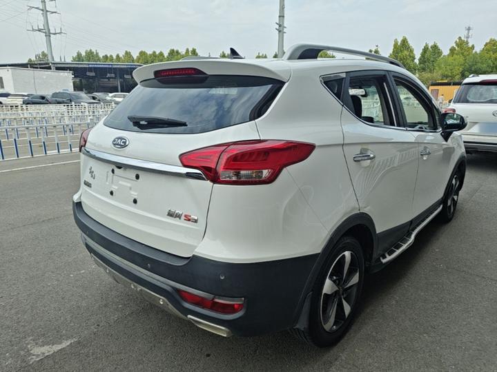 JAC Refine S3 2017 1.6L MT Luxury Smart photo 6