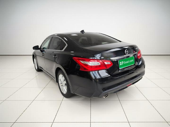 Teana 2016 Facelift 2.0L XL Comfort photo 4