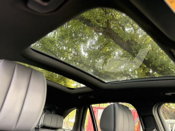 GLC 2018 Facelift GLC 300 4MATIC Dynamic photo 8