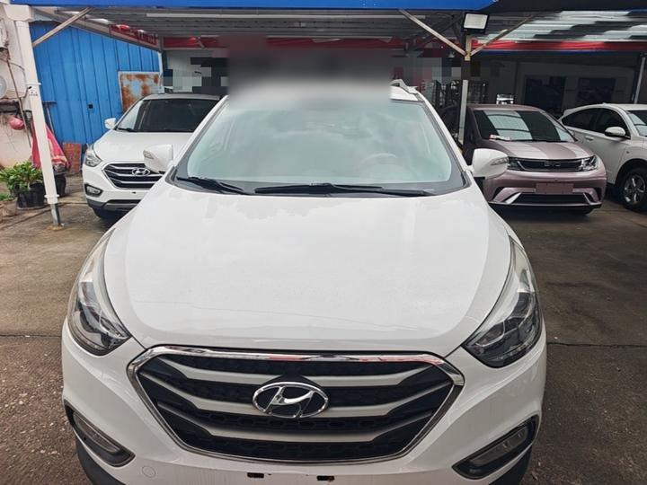 ix35 2015 2.0L AT RWD Smart IV photo 2