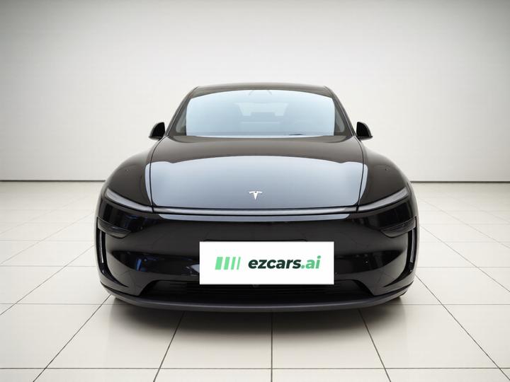 Model Y L 2025 Long Range AWD photo 2