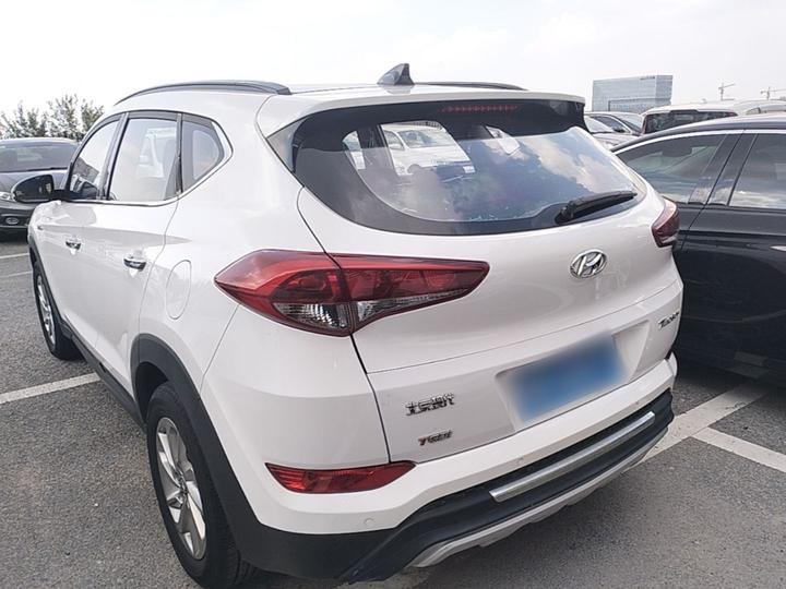 Tucson 2015 1.6T DCT RWD Smart photo 4