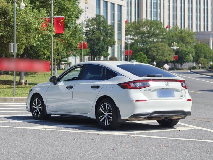 Civic 2023 HATCHBACK 240TURBO CVT photo 4