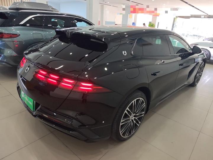 Z9GT 2026 Flagship photo 4
