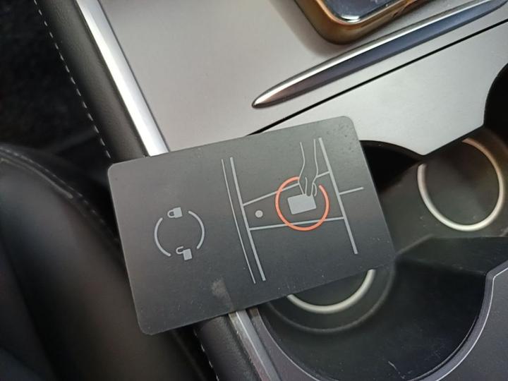 Model 3 2021 Standard Range RWD Upgraded photo 8