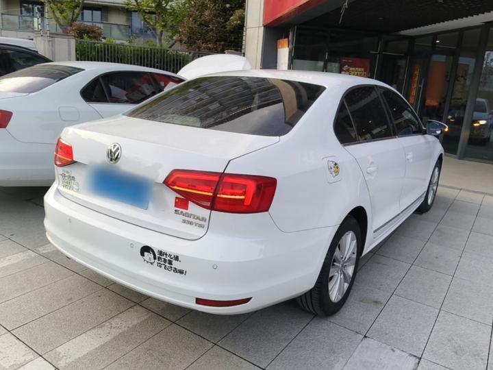 Sagitar 2016 230TSI 25 Anniversary Edition photo 4