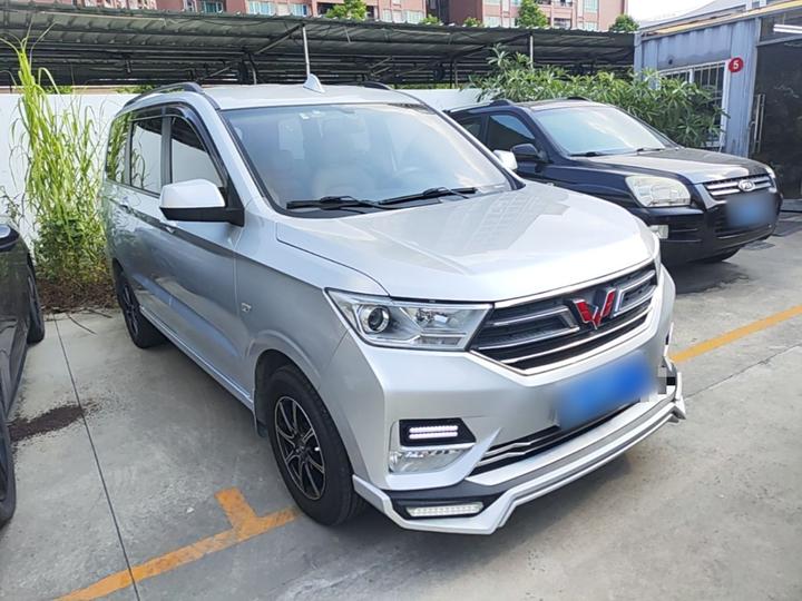 Wuling Hongguang 2019 1.5L S Comfort China VI LAR photo 3
