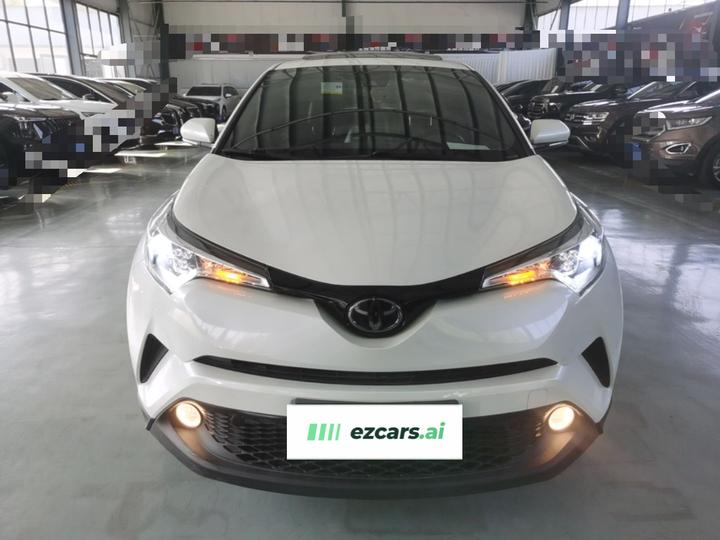 C-HR 2020 2.0L Leading photo 2