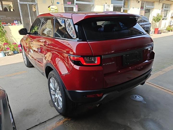Range Rover Evoque 2016 2.0T SE photo 4