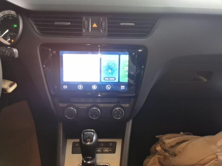 Octavia 2022 1.5L AT Comfort photo 8