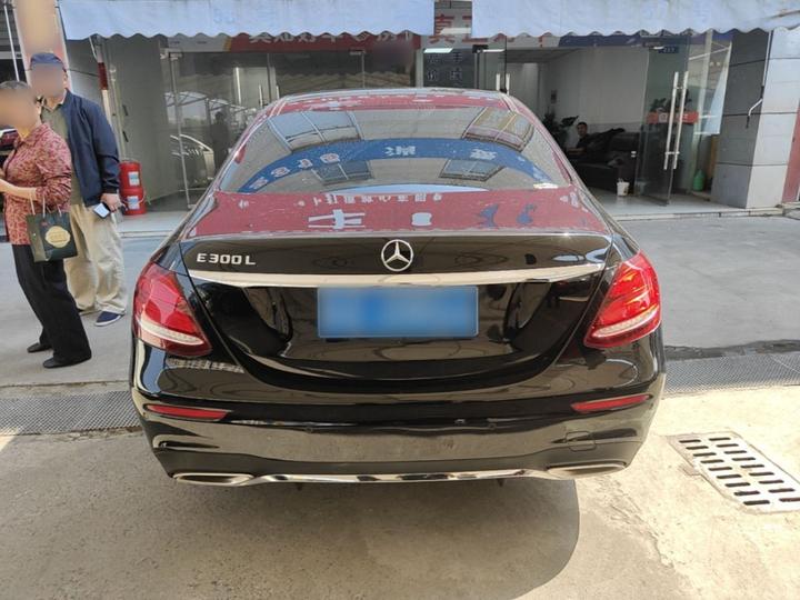 E-Class 2018 Facelift E 300 L Sport Luxury photo 5