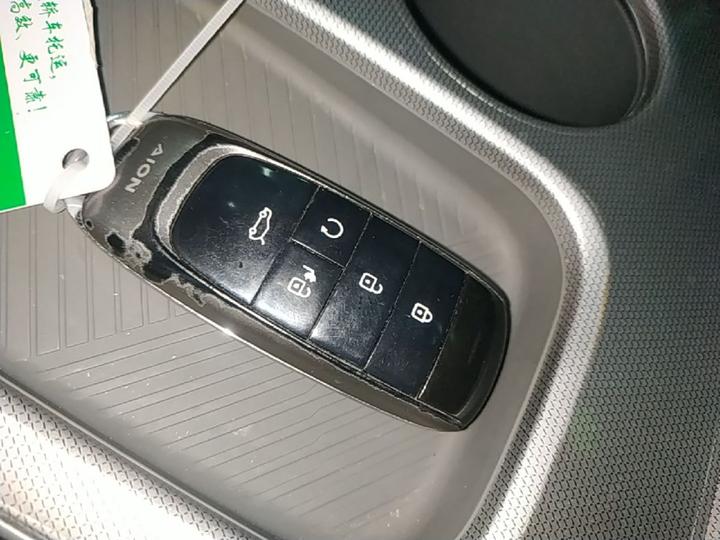 AION Y 2023 Plus 610 NCM photo 8
