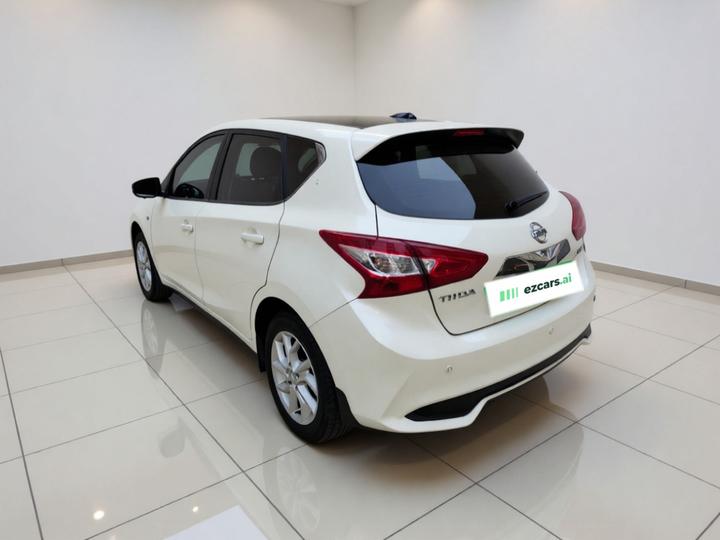 Tiida 2021 1.6L CVT photo 4