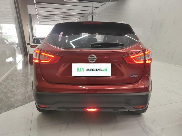Qashqai 2016 2.0L CVT Luxury photo 2