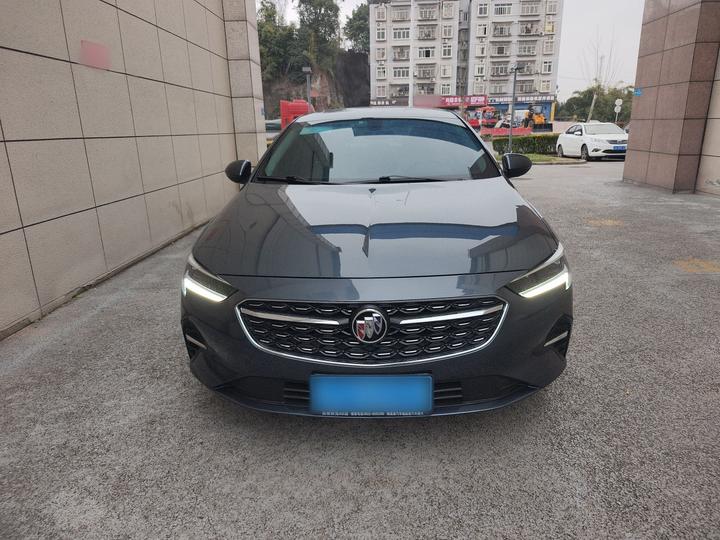 Regal 2021 552T Elite photo 2