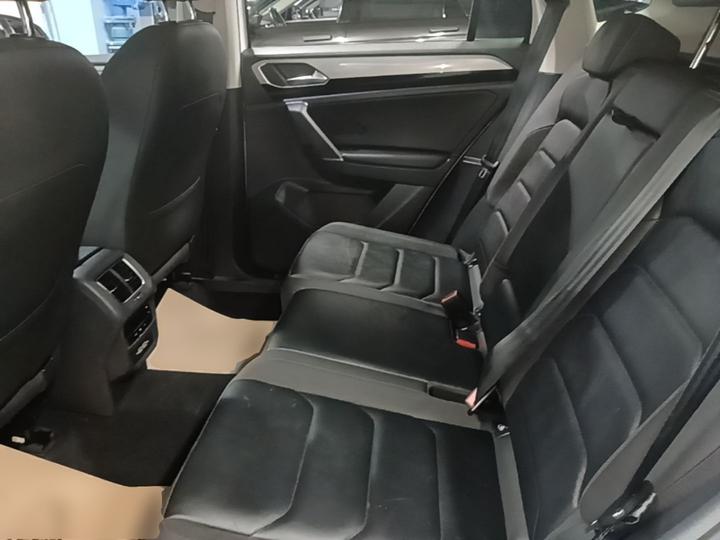 Tayron 2020 330TSI RWD Luxury Connected photo 4