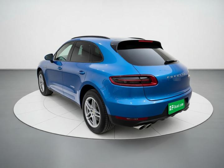 2016 Macan 2.0T photo 4