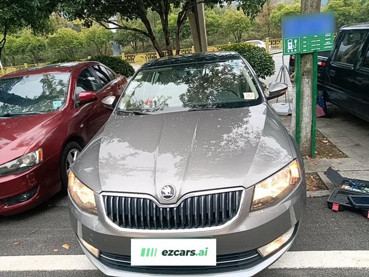 Octavia 2015 1.6L AT photo 2