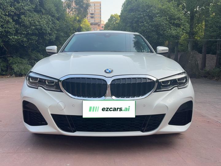3 Series 2022 325Li M Sport Package photo 2