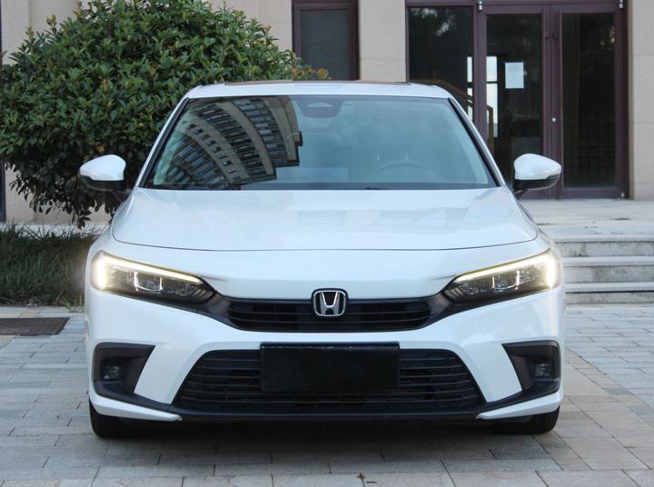 Civic 2023 240TURBO CVT photo 2