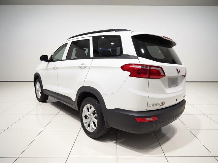 Wuling Hongguang S3 2019 1.5L MT Standard China VI photo 4