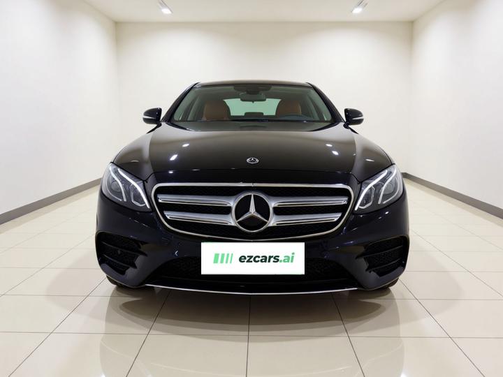 E-Class 2020 Facelift E 260 L Sport 4MATIC photo 2