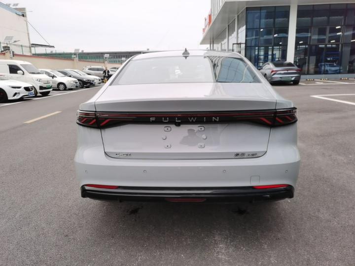 Fulwin A8L 2025 1.5TGDI 145km Luxury photo 3