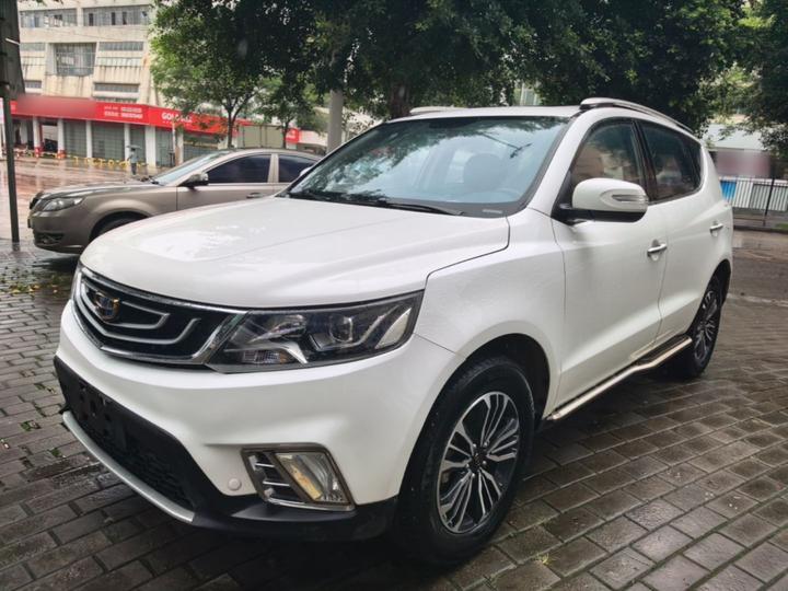Vision X6 2016 1.8L MT Luxury