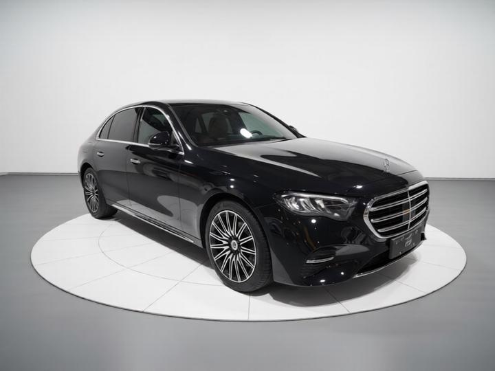 E-Class 2025 Facelift E 300 L Fashion photo 3