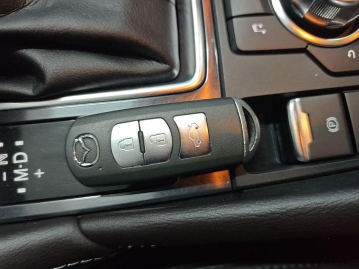 Atenza 2018 2.0L Luxury China V photo 8