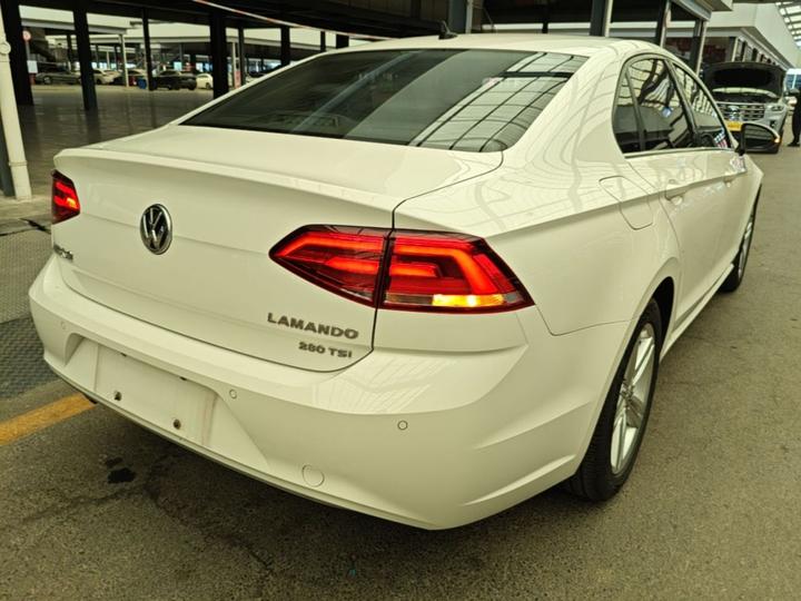 Lamando 2017 280TSI DSG Comfort photo 7