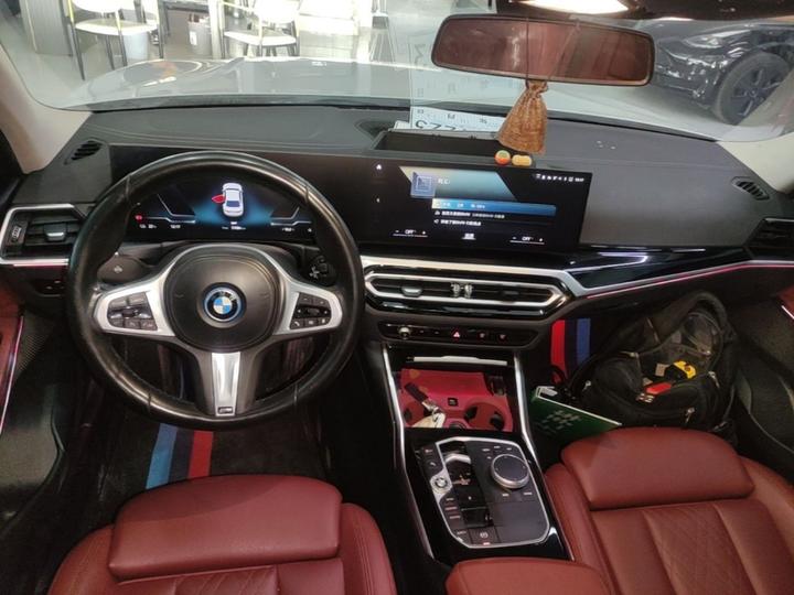 i3 2022 eDrive 35 L photo 5