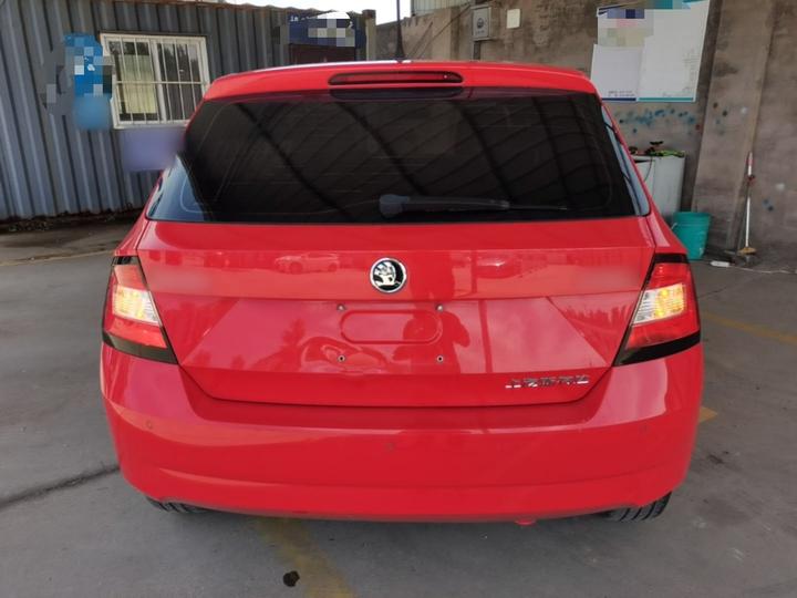 Fabia 2017 1.4L AT photo 3